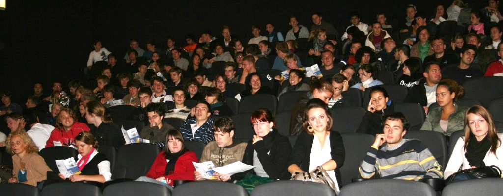 185 interessierte SchülerInnen im Cinekarree Aachen